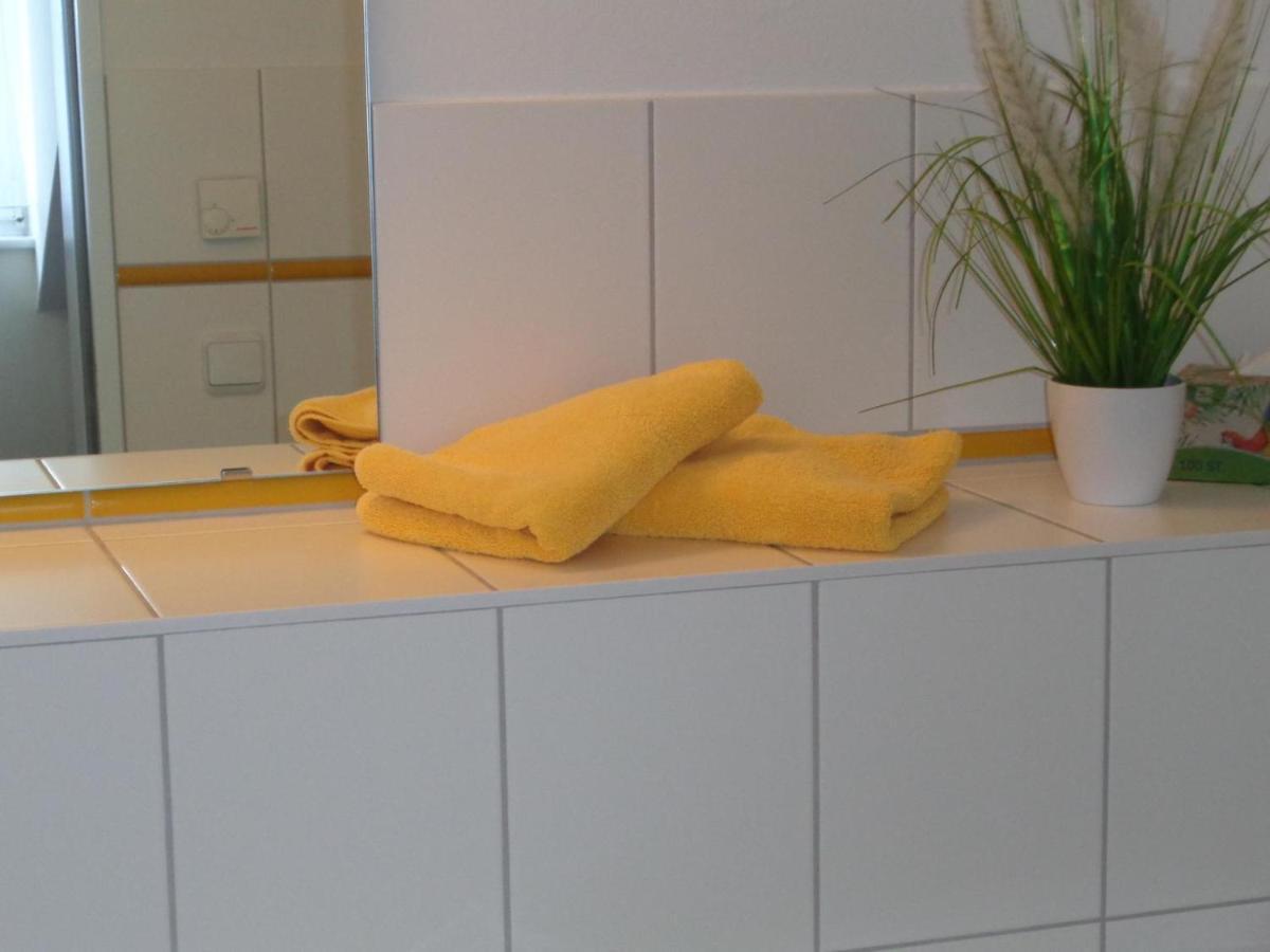 Hafenresidenz - Ferienwohnung 37 Wiek auf Rügen Esterno foto